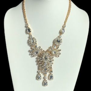 Jack and Bella, Costume, Necklace